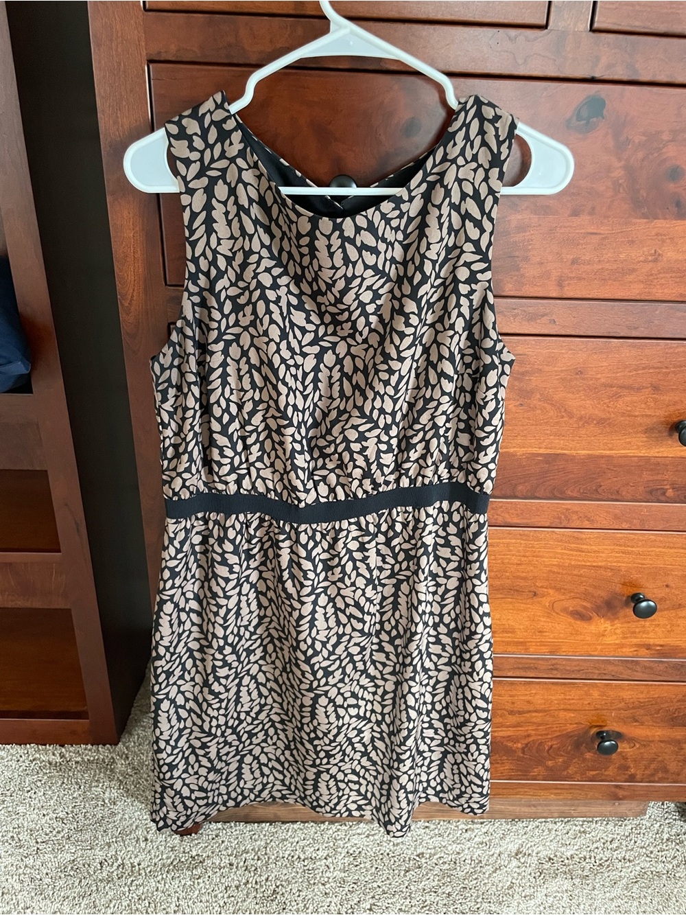 LOFT Black and Beige Leaf-Print Sleeveless Mini Dress